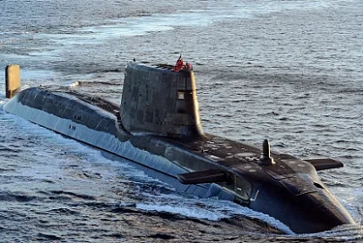 Атомная подлодка ВМС Великобритании столкнулась с торговым судном